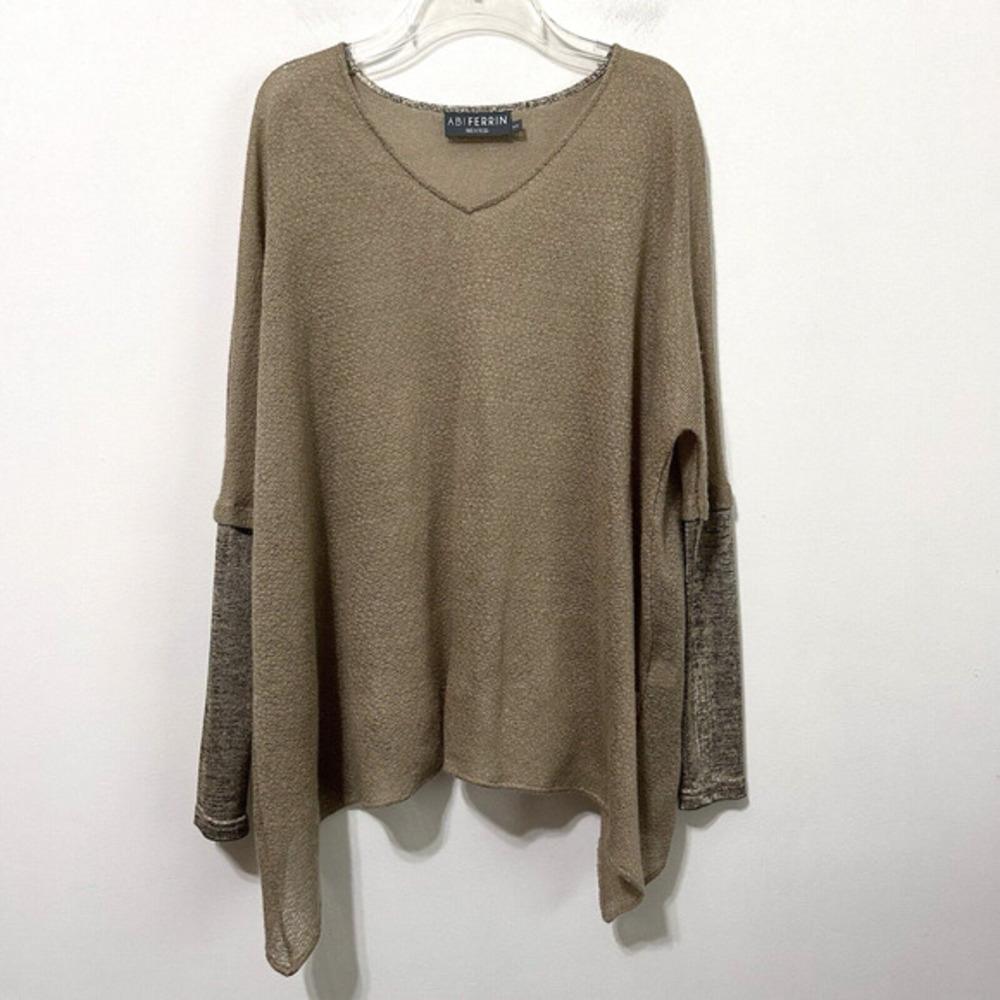 Abi Ferrin Sweater Knit Top S Tan Gold Shimmer Sleeve V Neck Shark Bite Hem Thin